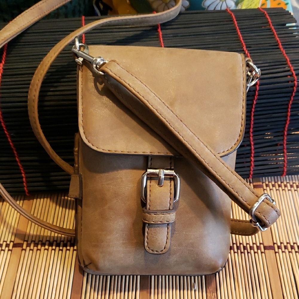 Classic Brown Crossbody Bag with Adjustable Strap 5x6